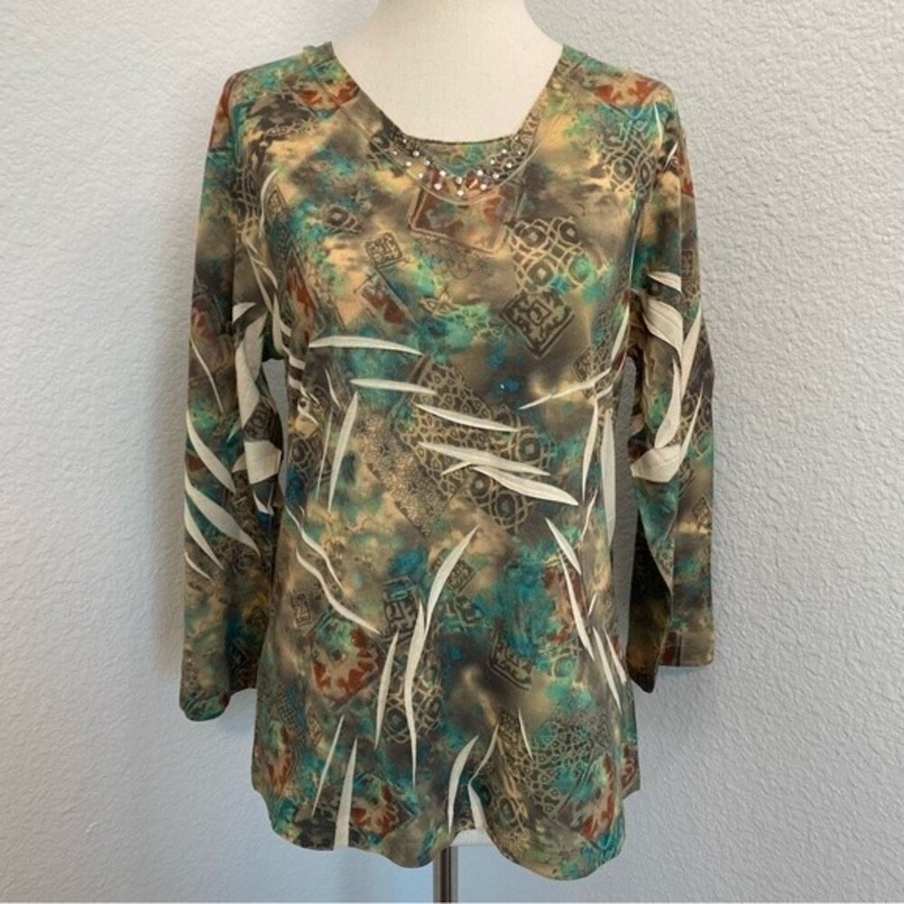 Jane Ashley Studs V Neckline 3/4 Sleeve Red Green Asian Vintage Animal Print M